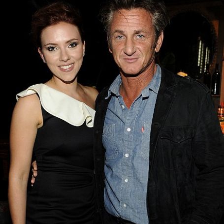Scarlett Johansson and Sean Penn